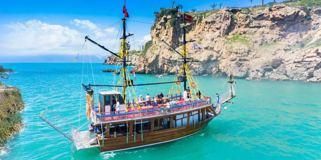 جولة قارب جزيرة سولوادا (Suluada Boat Trip)